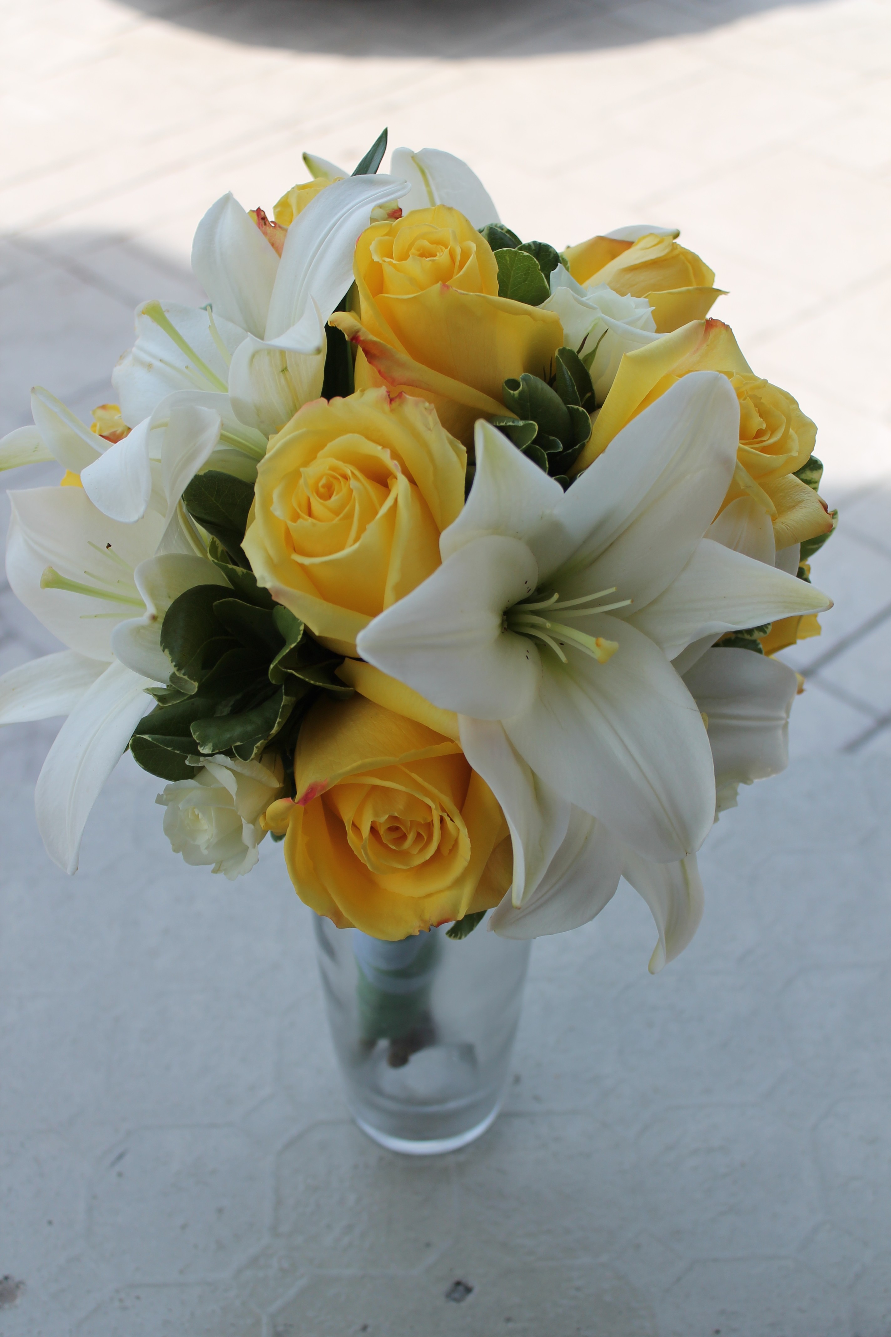 Anniversary Flowers | Elegant Bouquets